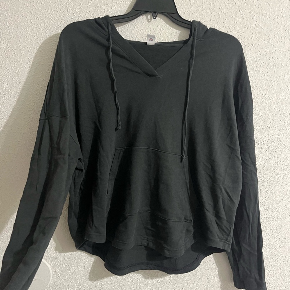 Old Navy Black V-Neck Hooded Pullover